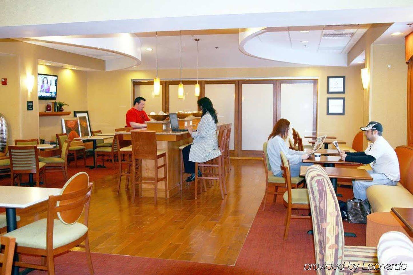 קולוניאל הייטס Hampton Inn Petersburg - Southpark Mall מראה חיצוני תמונה