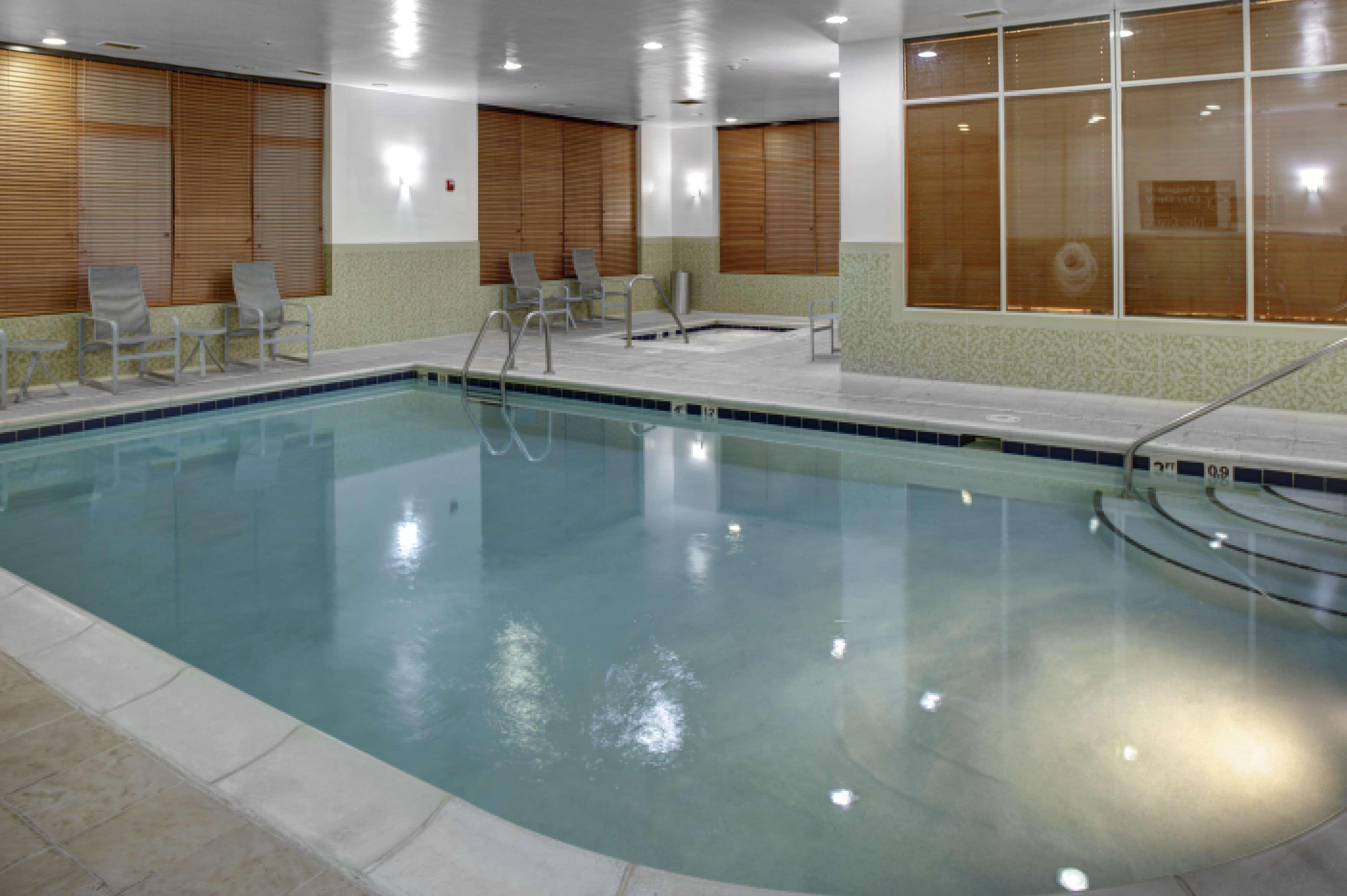 קולוניאל הייטס Hampton Inn Petersburg - Southpark Mall מראה חיצוני תמונה