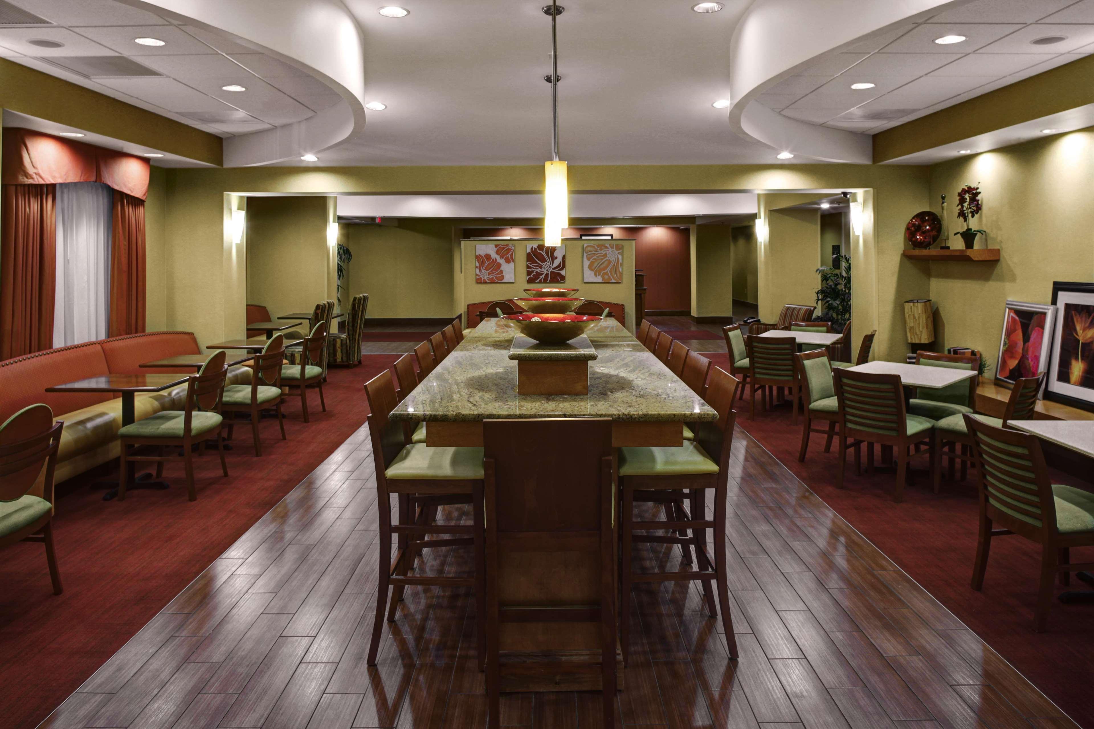 קולוניאל הייטס Hampton Inn Petersburg - Southpark Mall מראה חיצוני תמונה