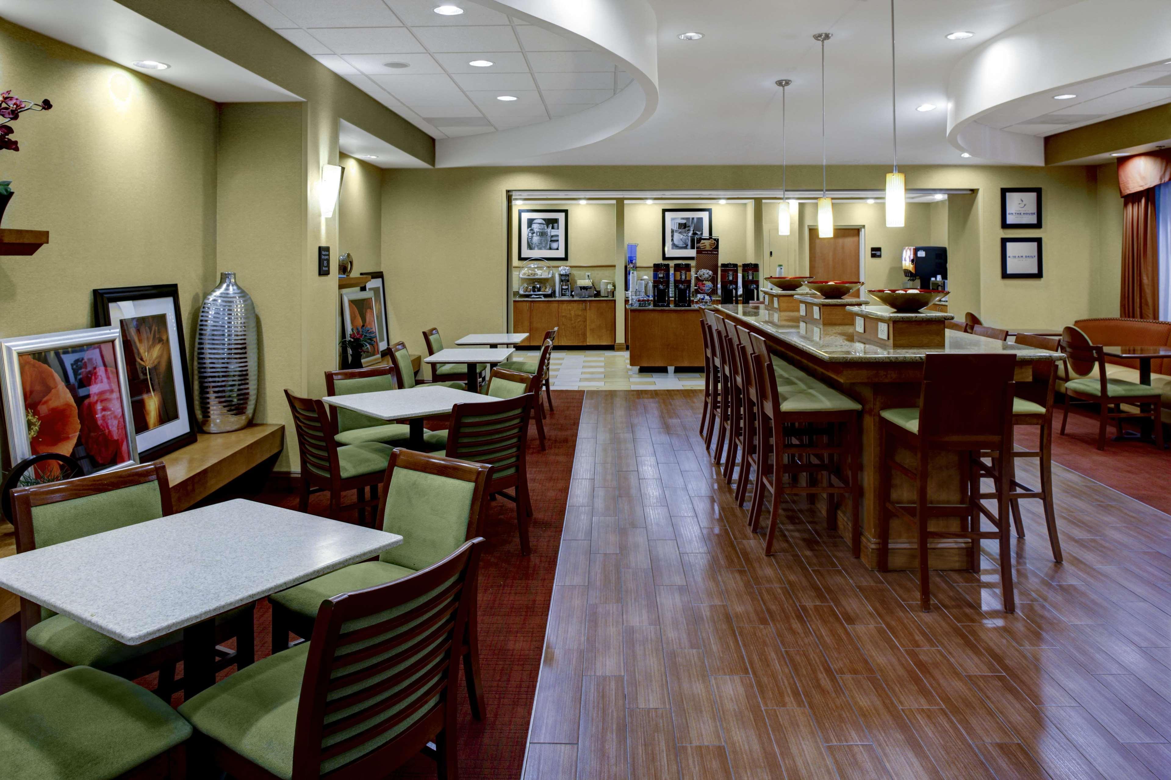 קולוניאל הייטס Hampton Inn Petersburg - Southpark Mall מראה חיצוני תמונה