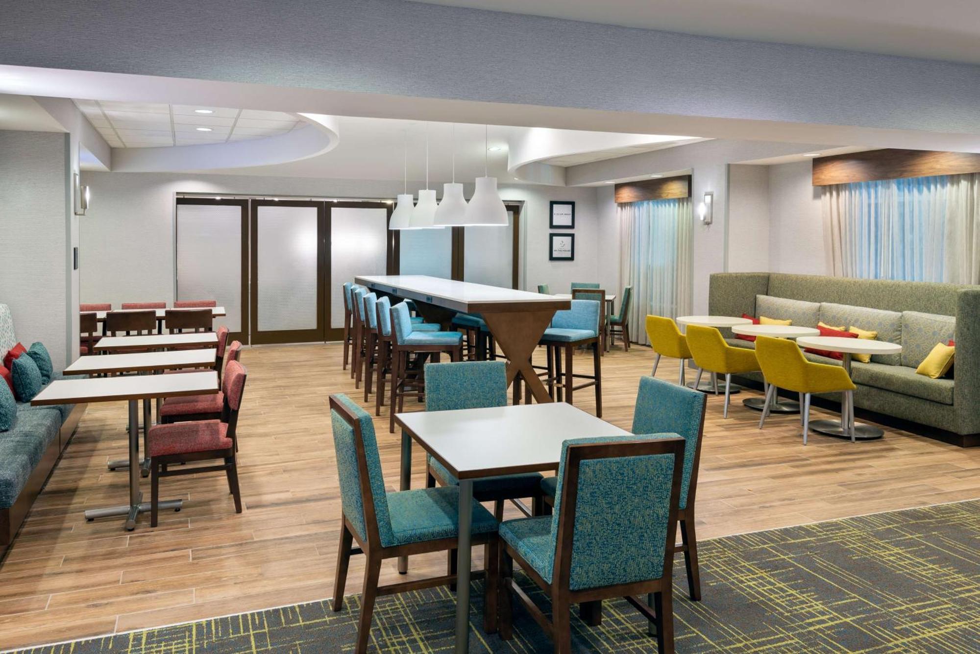 קולוניאל הייטס Hampton Inn Petersburg - Southpark Mall מראה חיצוני תמונה