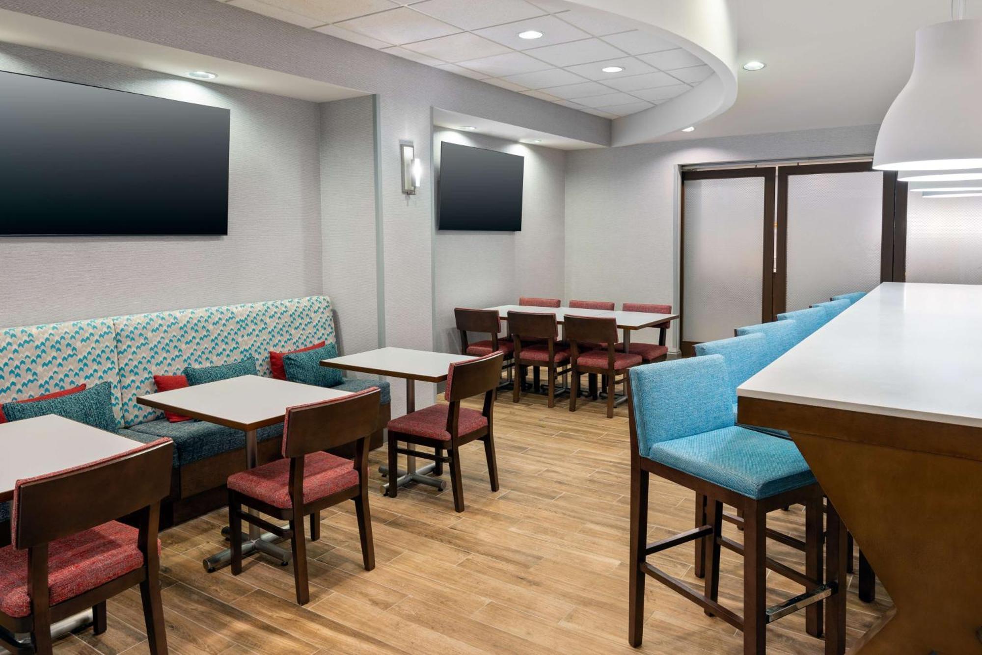 קולוניאל הייטס Hampton Inn Petersburg - Southpark Mall מראה חיצוני תמונה